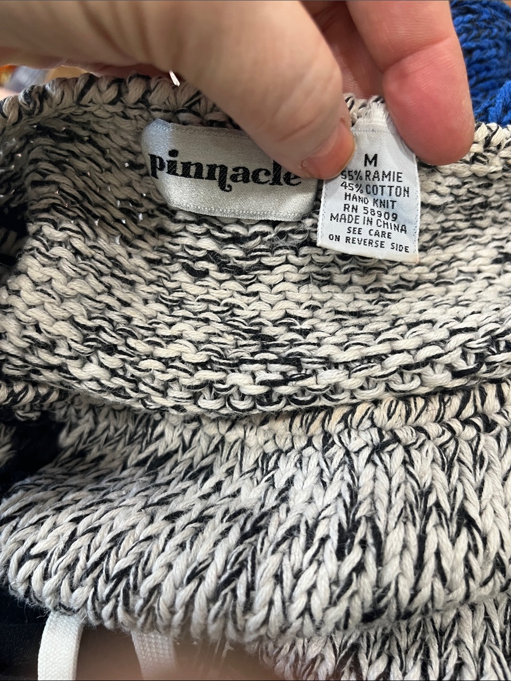 Pinnacle Geometric Colorblock Knit Top Abstract Blue Black White Slouchy Waist M - Picture 6 of 7